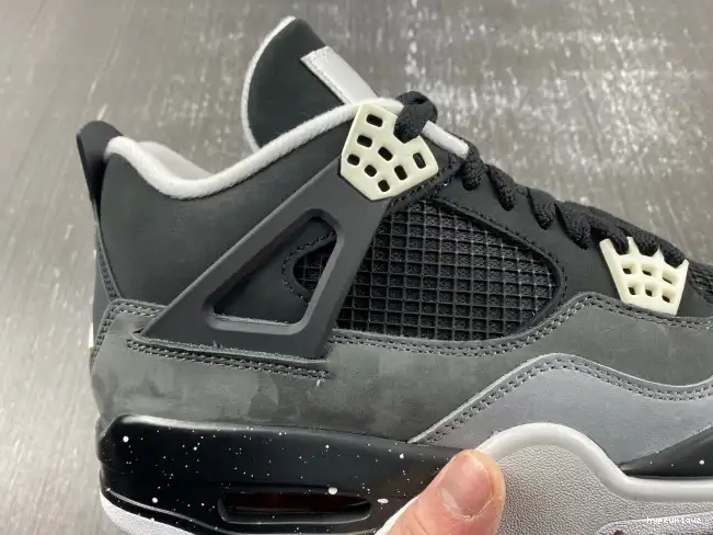 HYPE Pack (2013) 626969-030 4 Retro Jordan Fear 0617